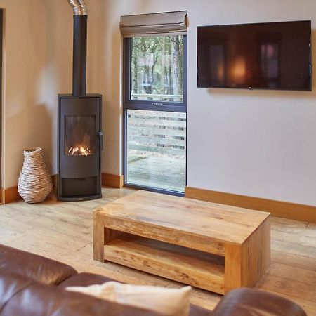 Host & Stay - Simon Howe Lodge Whitby Buitenkant foto