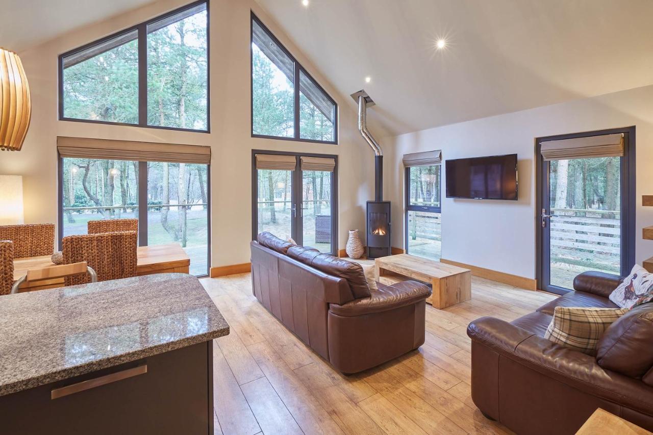Host & Stay - Simon Howe Lodge Whitby Buitenkant foto